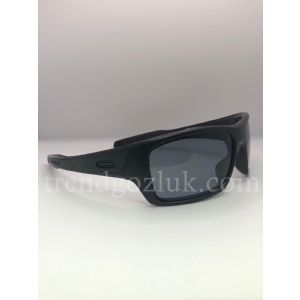 OAKLEY OO 9263-07