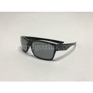 OAKLEY OO 9189 37