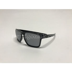 OAKLEY OO 9341-05